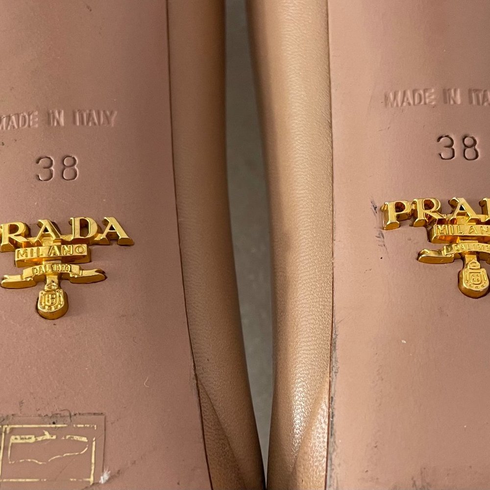 Prada round-toe pumps in Cream calfskin - Picture 9 of 11